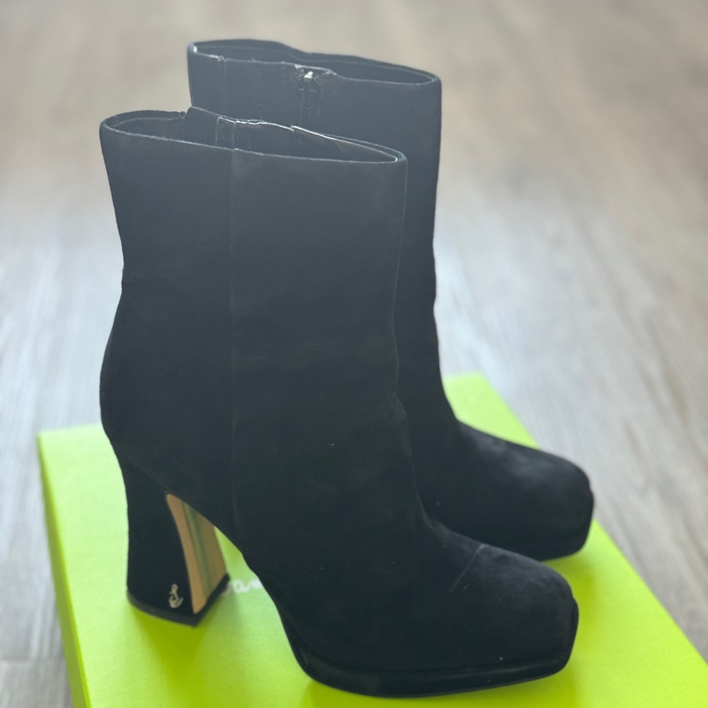 Sam Edelman Black Suede Booties - Size 8
